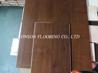 Latte Stained American Walnut Engineered Hardwood Flooring with UV lacquered finishing